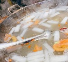 Signature Lamb with Skin Hot Pot