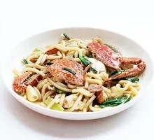 Crab Leg Noodles