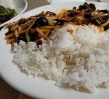 Fish-Flavored Shredded Pork Rice Bowl