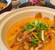 Black-spotted Mandarin Fish in Clay Pot