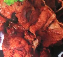 Hand-grabbed Pork Ribs