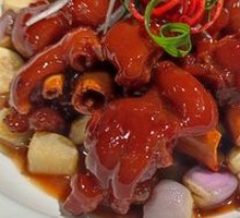 Pork Trotter and Peanut Stew