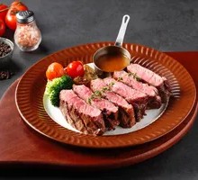 High-temperature Charcoal Grilled Ribeye Steak