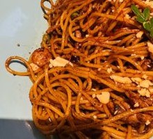 Black Pepper Beef Noodles