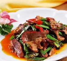 Stir-Fried Beef with Spicy Sauce