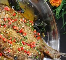 Pan-fried Large Silver Carp