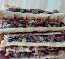 Meat-filled Flatbread
