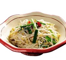 Chopped Leek and Bean Sprouts