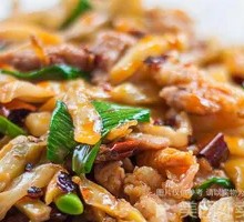 Pickled Vegetable and Pork Shreds