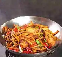 Spicy Dry Pot with Deer Antler Mushrooms