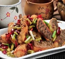 Hubei-style Glutinous Rice Fish