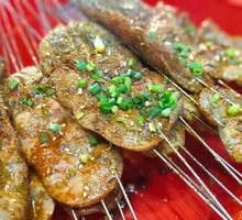 Sliced Pork Kidney with Big Knife