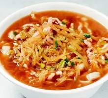 Pickled Vegetable and Pork Noodles