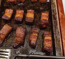 Tile-Grilled Meat