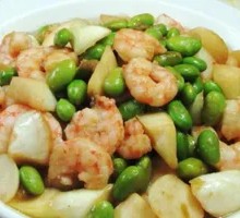 Fried Shrimp Tails with Corn and Beans