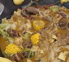 Stewed Goose in Iron Pot