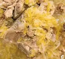 Pork Spine Stewed with Sour Cabbage and Vermicelli