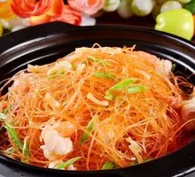 Dry-Loaded Rice Noodle Pot