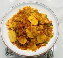 Stir-Fried Potato Slices with Pickled Broad Chili