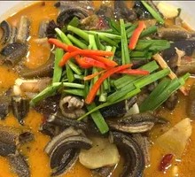 Salted Vegetables Stewed with Cured Pork and Wild Eel