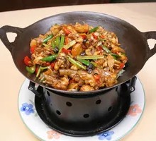 Spicy Frog Legs in Dry Pot