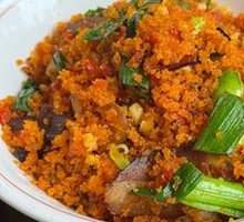 Stir-fried腊 Meat with Chopped Broad Chili