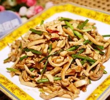 Fried Tofu with Shredded Pork