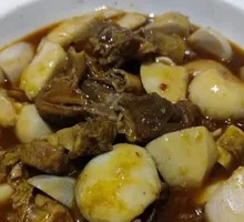 Braised Beef Brisket with Potatoes