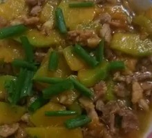 Pumpkin Stir-Fried with Pork
