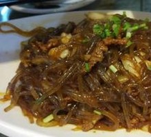 Pickled Vegetable and Taro Noodles with Pork Strips