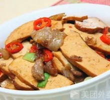 Fried Pork with Tofu Skin