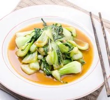 Bok choy stir-fried with tofu skin