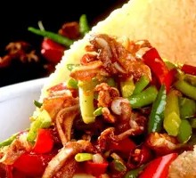 Crispy Pork Ribs with Rice Crackers