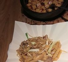 Dry-Fried Beef Rice Noodles