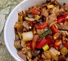 Beef and Intestine Stuffed Tofu Skin