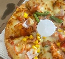 Crispy Orlean Grilled Chicken Pizza