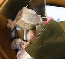 Kelp and Pork Rib Soup