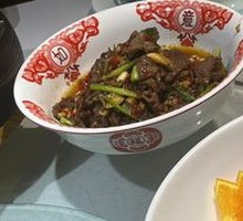 Stir-Fried Beef with Yellow Onion