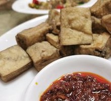 Braised Stinky Tofu