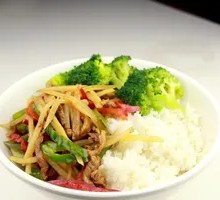 Green Pepper Pork and Potato Rice Bowl