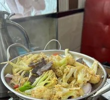 Dry Pot Organic Cauliflower with Beef