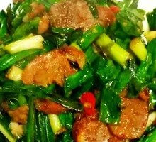 Stir-fried Garlic Greens with Chinese Sausage
