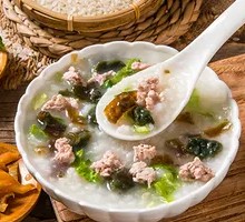 Vegetable and Pork Clay Pot Rice Porridge
