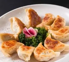 Chives Pan-Fried Dumplings