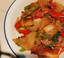 Stir-fried Sweet Potato Noodles with Preserved Pork