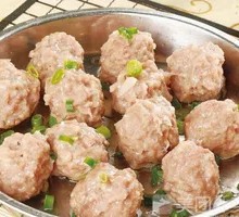 Hand-Beaten Meat Balls