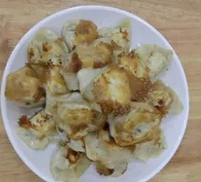 Mutton and Coriander Pan-Fried Dumplings