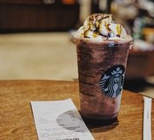 Matcha Cocoa Crunch Frappuccino