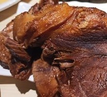 Hand-grabbed Pork Shank