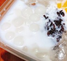 Black Glutinous Rice Coconut Milk Ice Jelly